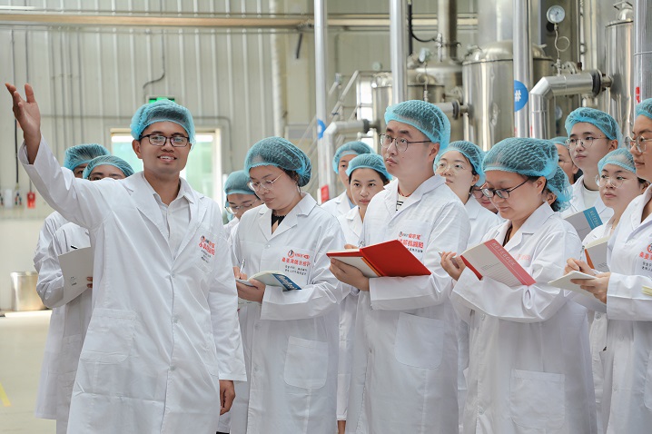 1751636708153424.jpg 254148153e90d4409dee8e7debc33db.jpg