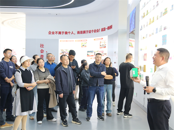 1763452272889004.jpg 2.jpg